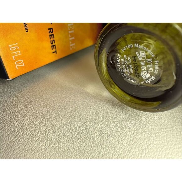 L'Occitane Immortelle Overnight Reset Oil-In-Serum 1.6oz - Picture 4 of 6